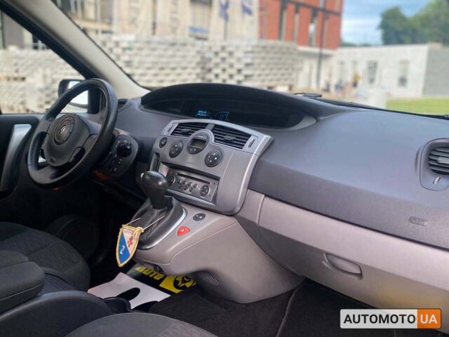 Бежевый Рено Megane Scenic, объемом двигателя 2 л и пробегом 148 тыс. км за 6500 $, фото 10 на Automoto.ua