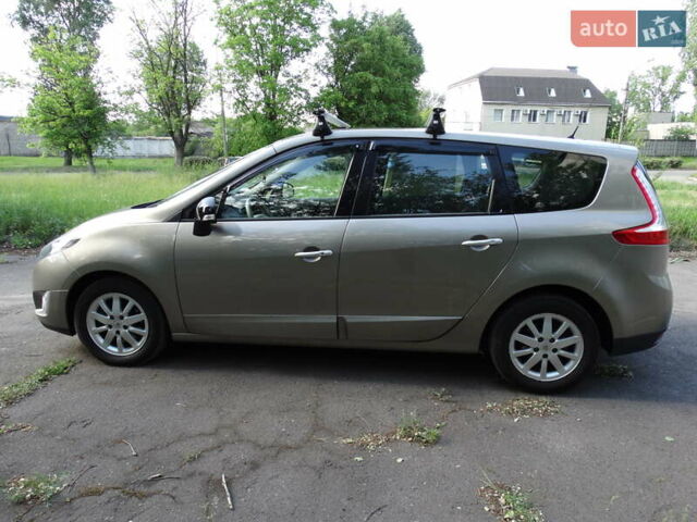Бежевий Рено Megane Scenic, об'ємом двигуна 1.5 л та пробігом 259 тис. км за 8900 $, фото 5 на Automoto.ua