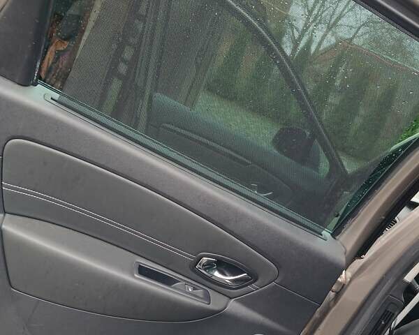 Бежевый Рено Megane Scenic, объемом двигателя 1.5 л и пробегом 149 тыс. км за 10500 $, фото 27 на Automoto.ua