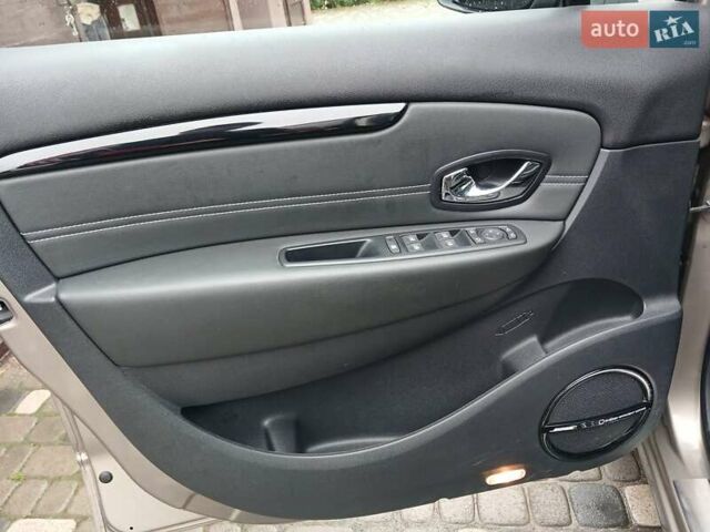 Бежевый Рено Megane Scenic, объемом двигателя 1.5 л и пробегом 149 тыс. км за 10500 $, фото 22 на Automoto.ua