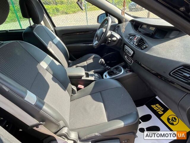 Чорний Рено Megane Scenic, об'ємом двигуна 1.9 л та пробігом 254 тис. км за 8900 $, фото 19 на Automoto.ua