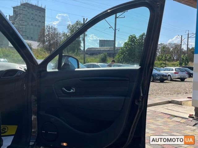 Чорний Рено Megane Scenic, об'ємом двигуна 1.9 л та пробігом 254 тис. км за 8900 $, фото 18 на Automoto.ua