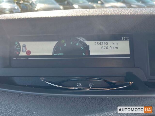 Чорний Рено Megane Scenic, об'ємом двигуна 1.9 л та пробігом 254 тис. км за 8900 $, фото 22 на Automoto.ua