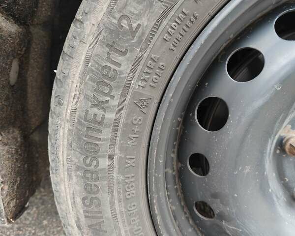 Черный Рено Megane Scenic, объемом двигателя 1.46 л и пробегом 207 тыс. км за 12500 $, фото 22 на Automoto.ua