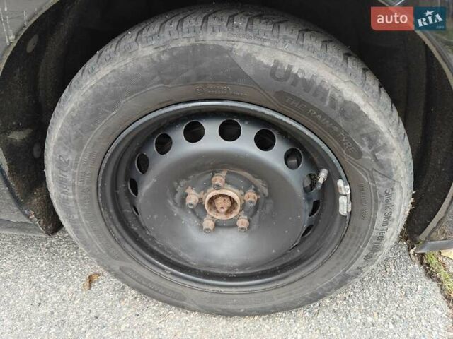 Черный Рено Megane Scenic, объемом двигателя 1.46 л и пробегом 207 тыс. км за 12500 $, фото 21 на Automoto.ua