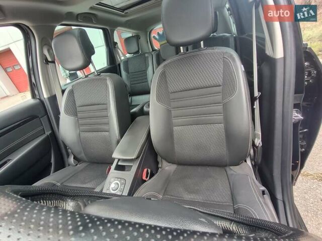 Черный Рено Megane Scenic, объемом двигателя 1.46 л и пробегом 207 тыс. км за 12500 $, фото 14 на Automoto.ua