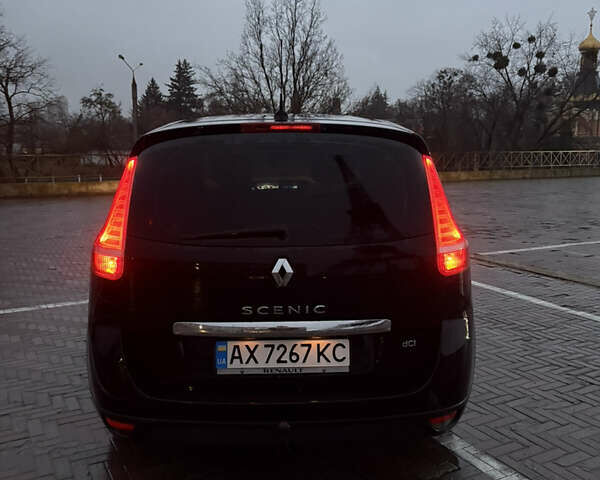 Черный Рено Megane Scenic, объемом двигателя 1.46 л и пробегом 309 тыс. км за 8500 $, фото 13 на Automoto.ua