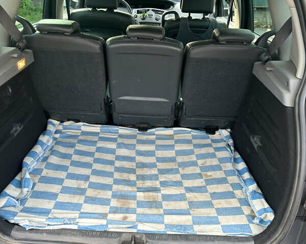 Чорний Рено Megane Scenic, об'ємом двигуна 1.6 л та пробігом 265 тис. км за 5500 $, фото 14 на Automoto.ua