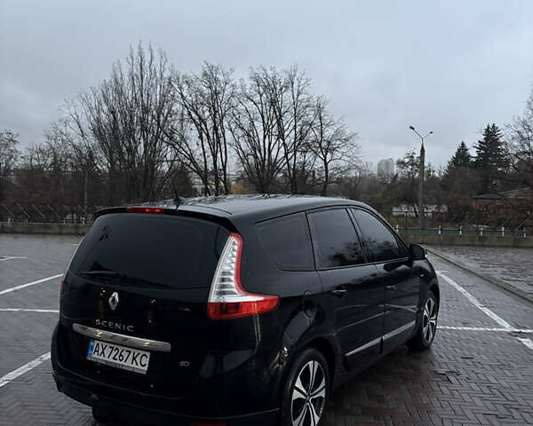 Черный Рено Megane Scenic, объемом двигателя 1.46 л и пробегом 309 тыс. км за 8500 $, фото 4 на Automoto.ua