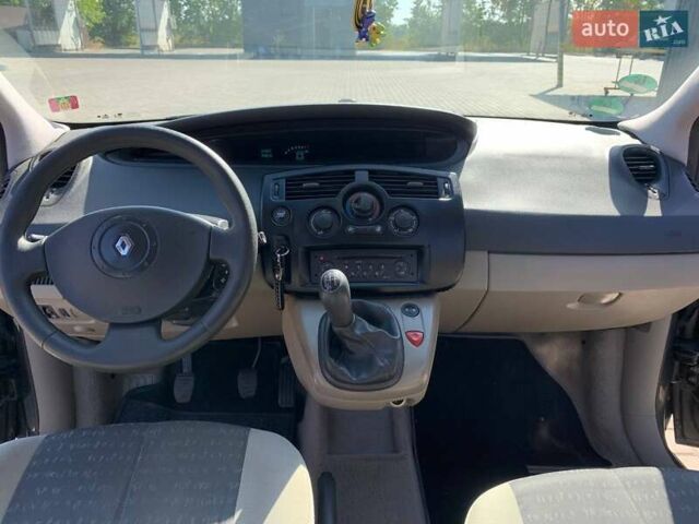 Чорний Рено Megane Scenic, об'ємом двигуна 1.6 л та пробігом 214 тис. км за 4500 $, фото 4 на Automoto.ua