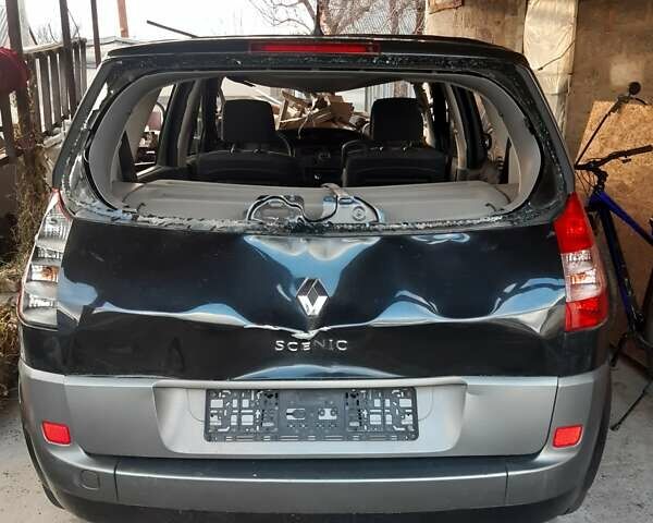 Черный Рено Megane Scenic, объемом двигателя 2 л и пробегом 245 тыс. км за 2000 $, фото 7 на Automoto.ua