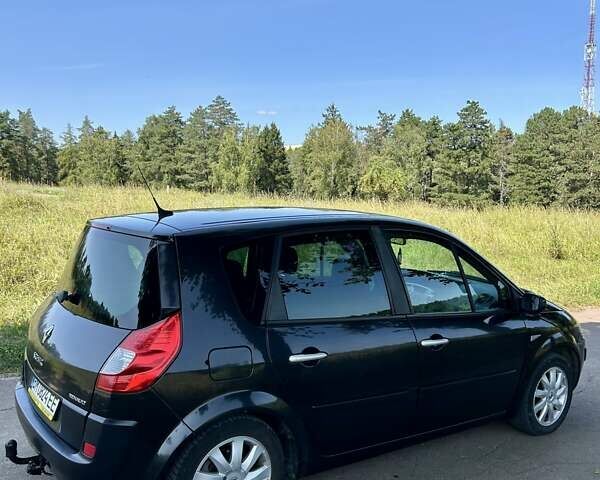 Черный Рено Megane Scenic, объемом двигателя 1.6 л и пробегом 244 тыс. км за 4900 $, фото 10 на Automoto.ua