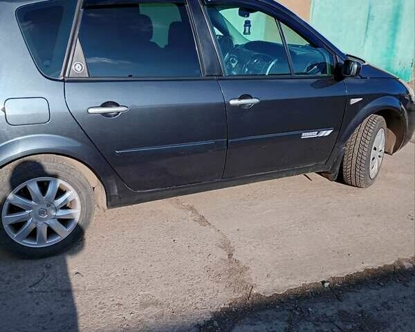 Черный Рено Megane Scenic, объемом двигателя 1.6 л и пробегом 236 тыс. км за 6100 $, фото 2 на Automoto.ua
