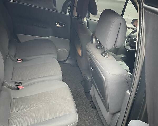 Черный Рено Megane Scenic, объемом двигателя 1.6 л и пробегом 237 тыс. км за 5700 $, фото 7 на Automoto.ua