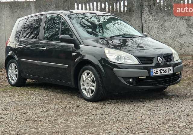 Черный Рено Megane Scenic, объемом двигателя 2 л и пробегом 194 тыс. км за 5200 $, фото 1 на Automoto.ua