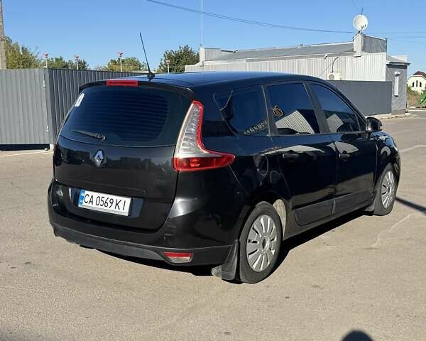 Черный Рено Megane Scenic, объемом двигателя 1.5 л и пробегом 253 тыс. км за 6700 $, фото 4 на Automoto.ua