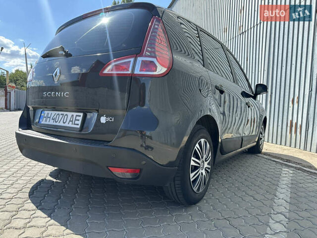 Рено Megane Scenic 2010 в Одессе на Automoto.ua Черный Рено Megane Scenic, объемом двигателя 1.46 л и пробегом 245 тыс. км за 7900 $, фото 27 на Automoto.ua