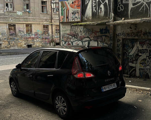 Рено Megane Scenic 2010 в Одессе на Automoto.ua Черный Рено Megane Scenic, объемом двигателя 1.46 л и пробегом 245 тыс. км за 7900 $, фото 8 на Automoto.ua