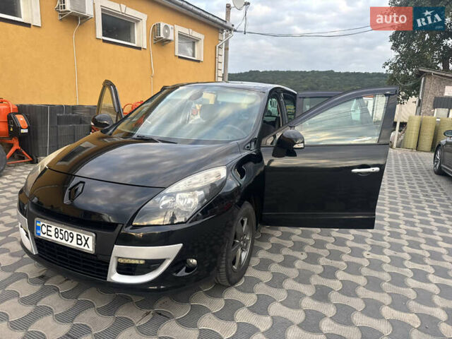 Черный Рено Megane Scenic, объемом двигателя 1.9 л и пробегом 237 тыс. км за 6300 $, фото 27 на Automoto.ua