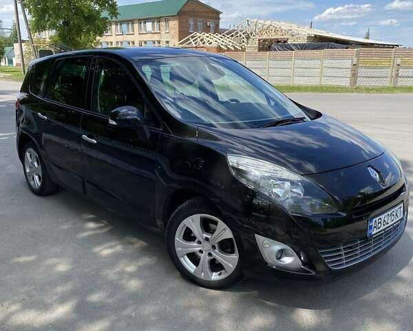 Черный Рено Megane Scenic, объемом двигателя 1.4 л и пробегом 198 тыс. км за 7050 $, фото 16 на Automoto.ua