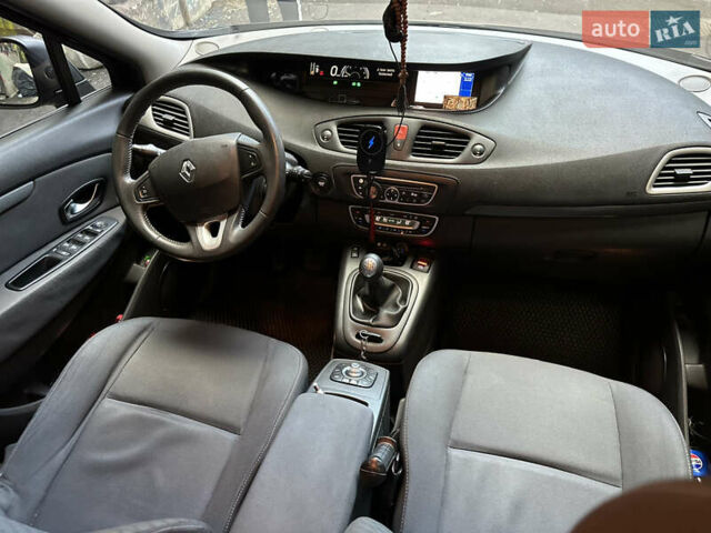 Рено Megane Scenic 2010 в Одессе на Automoto.ua Черный Рено Megane Scenic, объемом двигателя 1.46 л и пробегом 245 тыс. км за 7900 $, фото 46 на Automoto.ua