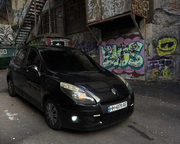 Рено Megane Scenic 2010 в Одессе на Automoto.ua Черный Рено Megane Scenic, объемом двигателя 1.46 л и пробегом 245 тыс. км за 7900 $, фото 19 на Automoto.ua