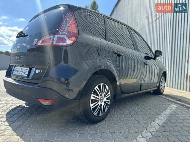 Рено Megane Scenic 2010 в Одессе на Automoto.ua Черный Рено Megane Scenic, объемом двигателя 1.46 л и пробегом 245 тыс. км за 7900 $, фото 26 на Automoto.ua