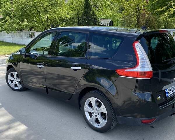 Черный Рено Megane Scenic, объемом двигателя 1.4 л и пробегом 198 тыс. км за 7050 $, фото 9 на Automoto.ua