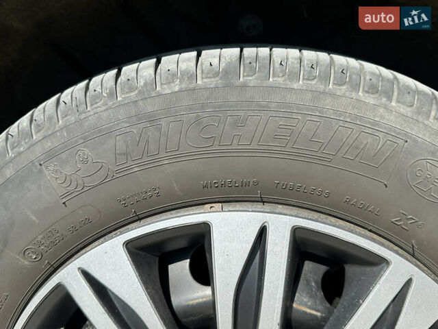Рено Megane Scenic 2010 в Одессе на Automoto.ua Черный Рено Megane Scenic, объемом двигателя 1.46 л и пробегом 245 тыс. км за 7900 $, фото 52 на Automoto.ua