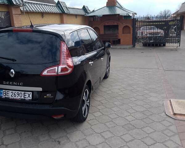 Черный Рено Megane Scenic, объемом двигателя 1.6 л и пробегом 290 тыс. км за 7150 $, фото 12 на Automoto.ua