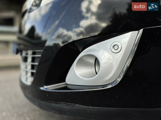 Чорний Рено Megane Scenic, об'ємом двигуна 1.6 л та пробігом 244 тис. км за 8500 $, фото 10 на Automoto.ua