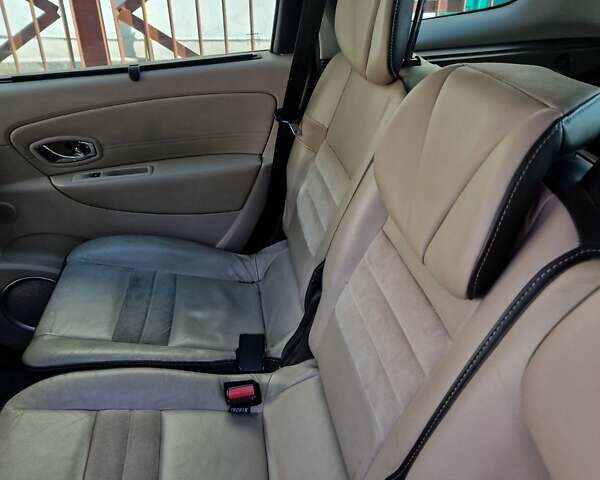 Черный Рено Megane Scenic, объемом двигателя 1.5 л и пробегом 164 тыс. км за 9100 $, фото 3 на Automoto.ua