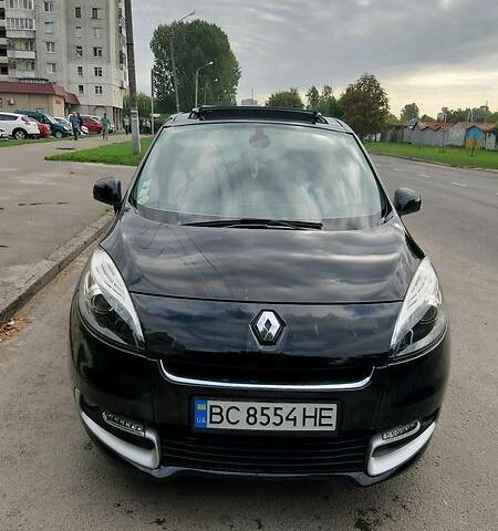 Черный Рено Megane Scenic, объемом двигателя 1.5 л и пробегом 198 тыс. км за 7500 $, фото 1 на Automoto.ua