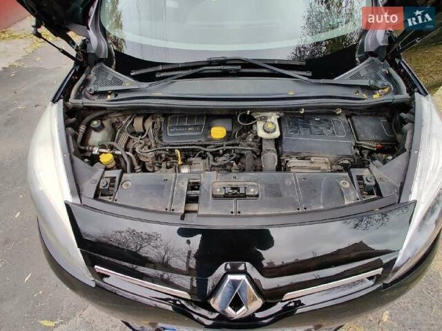 Черный Рено Megane Scenic, объемом двигателя 1.6 л и пробегом 243 тыс. км за 8600 $, фото 11 на Automoto.ua