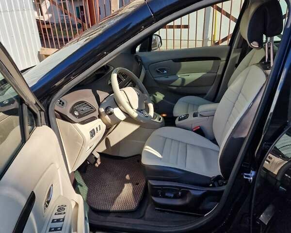 Черный Рено Megane Scenic, объемом двигателя 1.5 л и пробегом 164 тыс. км за 9100 $, фото 13 на Automoto.ua