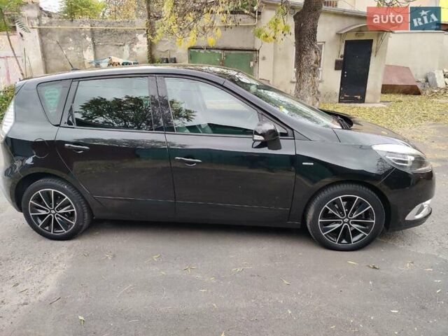 Черный Рено Megane Scenic, объемом двигателя 1.6 л и пробегом 243 тыс. км за 8600 $, фото 4 на Automoto.ua