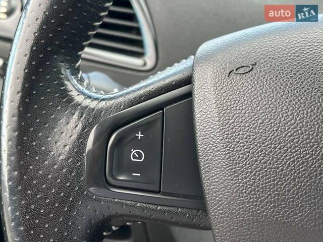 Чорний Рено Megane Scenic, об'ємом двигуна 1.5 л та пробігом 198 тис. км за 12980 $, фото 37 на Automoto.ua