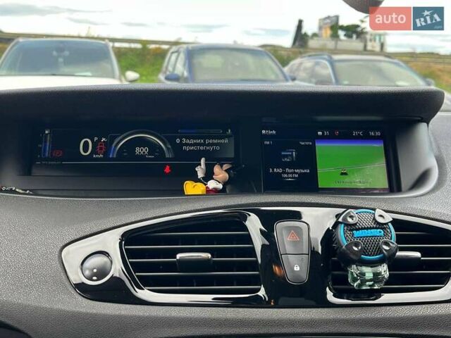 Чорний Рено Megane Scenic, об'ємом двигуна 1.5 л та пробігом 198 тис. км за 12980 $, фото 45 на Automoto.ua