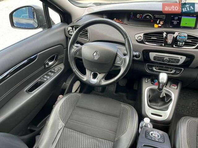 Чорний Рено Megane Scenic, об'ємом двигуна 1.5 л та пробігом 198 тис. км за 12980 $, фото 29 на Automoto.ua