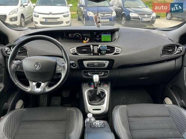 Чорний Рено Megane Scenic, об'ємом двигуна 1.5 л та пробігом 198 тис. км за 12980 $, фото 30 на Automoto.ua