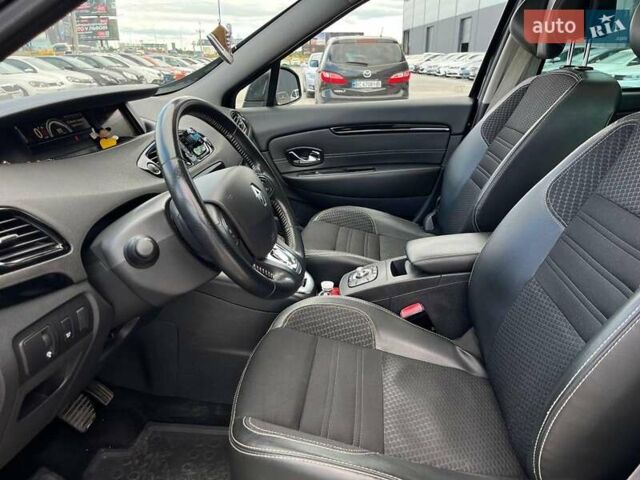 Чорний Рено Megane Scenic, об'ємом двигуна 1.5 л та пробігом 198 тис. км за 12980 $, фото 52 на Automoto.ua