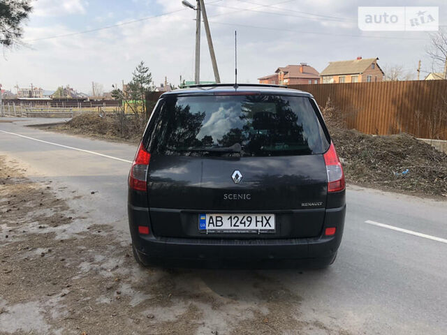 Черный Рено Megane Scenic, объемом двигателя 2 л и пробегом 125 тыс. км за 7150 $, фото 6 на Automoto.ua