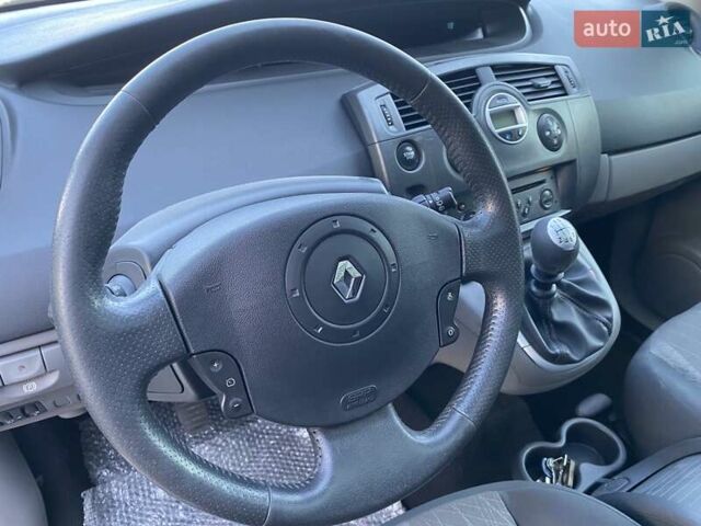 Коричневый Рено Megane Scenic, объемом двигателя 2 л и пробегом 227 тыс. км за 5700 $, фото 75 на Automoto.ua