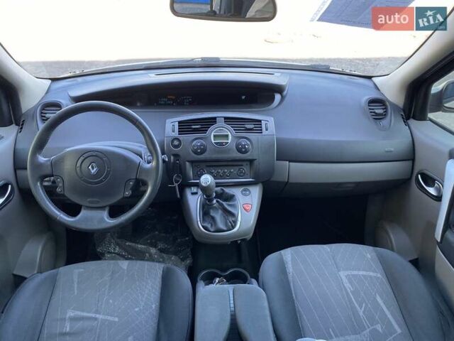 Коричневый Рено Megane Scenic, объемом двигателя 2 л и пробегом 227 тыс. км за 5700 $, фото 55 на Automoto.ua