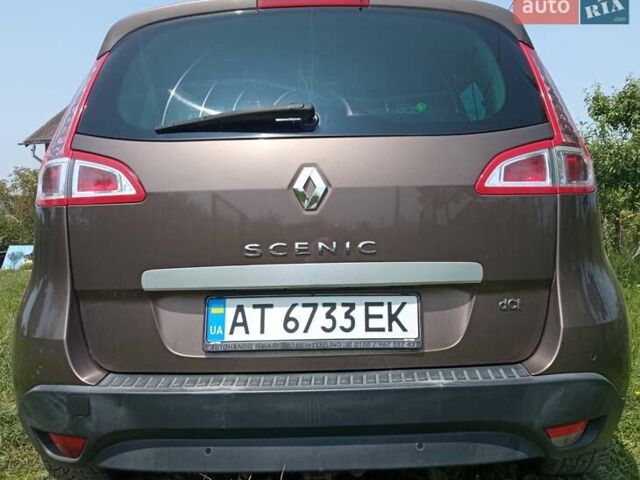 Коричневый Рено Megane Scenic, объемом двигателя 1.5 л и пробегом 235 тыс. км за 6350 $, фото 1 на Automoto.ua