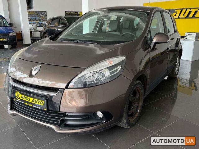 Коричневый Рено Megane Scenic, объемом двигателя 1.5 л и пробегом 222 тыс. км за 8400 $, фото 2 на Automoto.ua