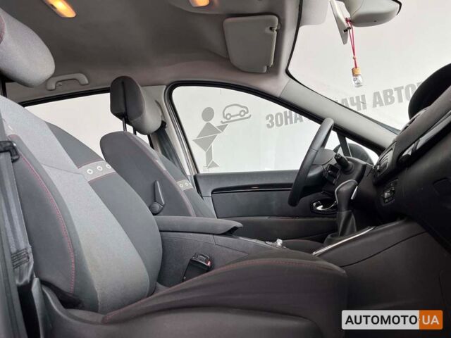 Коричневый Рено Megane Scenic, объемом двигателя 1.5 л и пробегом 222 тыс. км за 8400 $, фото 8 на Automoto.ua