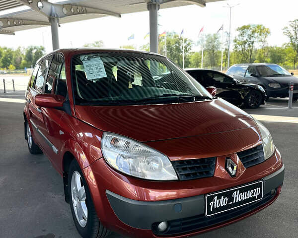 Красный Рено Megane Scenic, объемом двигателя 2 л и пробегом 230 тыс. км за 4500 $, фото 5 на Automoto.ua