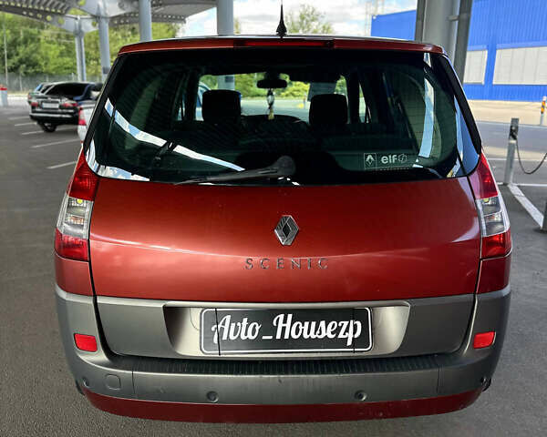 Красный Рено Megane Scenic, объемом двигателя 2 л и пробегом 230 тыс. км за 4500 $, фото 10 на Automoto.ua