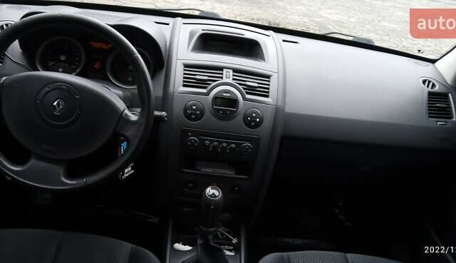 Рено Megane Scenic, об'ємом двигуна 1.6 л та пробігом 210 тис. км за 5100 $, фото 12 на Automoto.ua